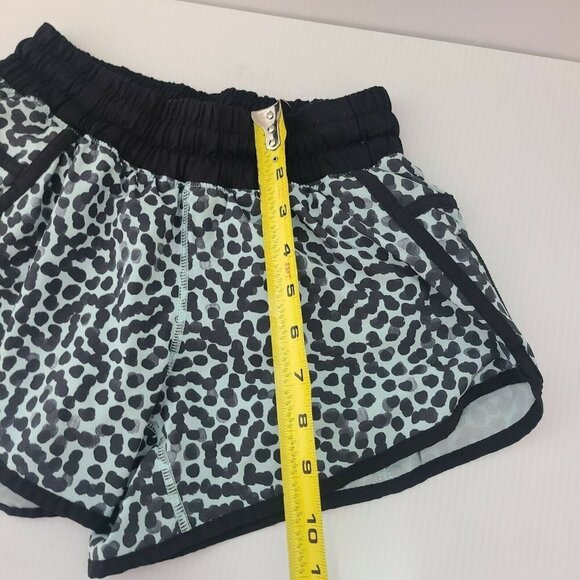 Lululemon Run Speed Up Shorts green  Black Multi Spots Lined Size 4 - Picture 5 of 5
